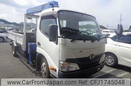 hino dutro 2013 CFJ1745048