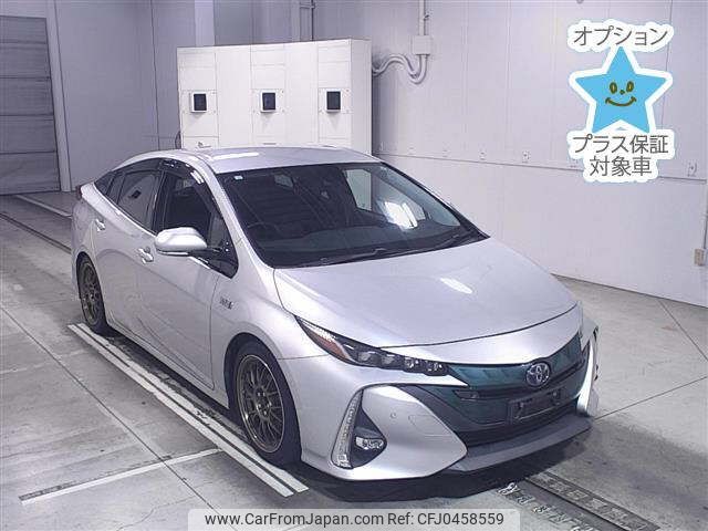 toyota prius-phv 2017 -TOYOTA--Prius PHV ZVW52-3013023---TOYOTA--Prius PHV ZVW52-3013023- image 1