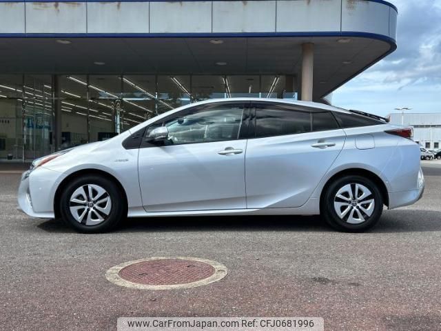 toyota prius 2016 quick_quick_DAA-ZVW51_ZVW51-6008807 image 2