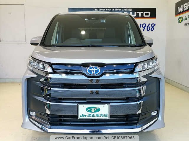 toyota noah 2022 -TOYOTA--Noah ZWR95W--0005743---TOYOTA--Noah ZWR95W--0005743- image 2