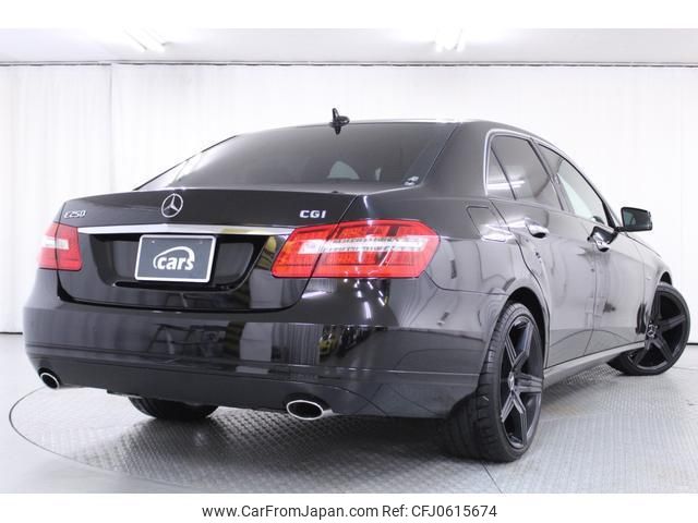 mercedes-benz e-class 2011 quick_quick_212047C_WDD2120472A445741 image 2