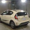 toyota aqua 2017 CFJ1748175 image 5