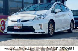 toyota prius 2013 -TOYOTA--Prius ZVW30--5641086---TOYOTA--Prius ZVW30--5641086-