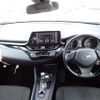 toyota c-hr 2018 REALMOTOR_N2024090032F-10 image 9