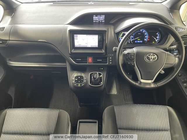toyota voxy 2016 CFJ7160930 image 2