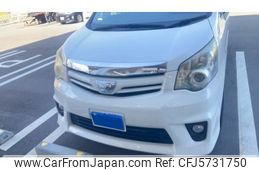 toyota noah 2011 CFJ5731750