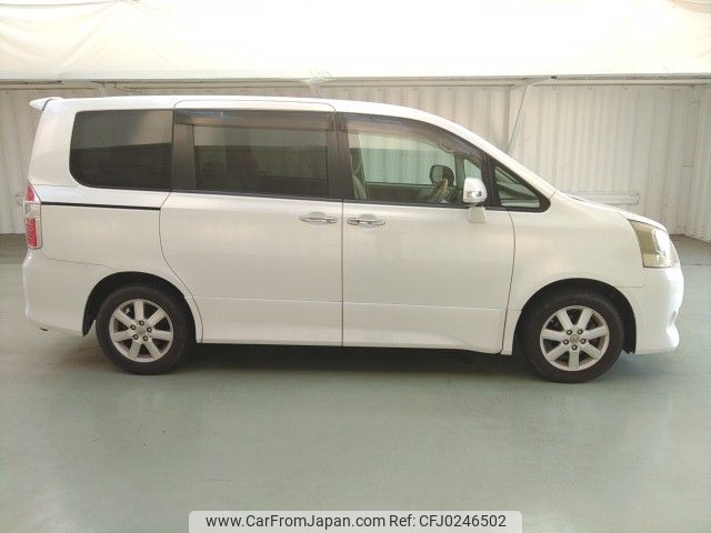 toyota noah 2009 ENHANCEAUTO_1_ea288075 image 2