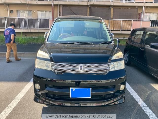 toyota voxy 2006 CFJ1851225 image 1