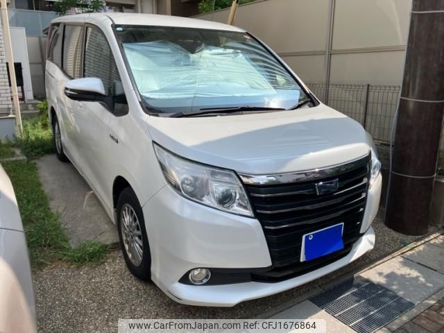 toyota noah 2014 CFJ1676864 image 1