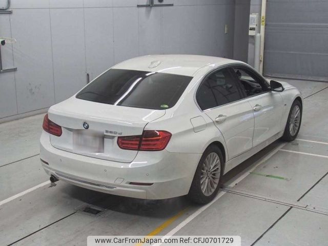 bmw 3-series 2013 -BMW--BMW 3 Series 3D20-WBA3D36090NS39086---BMW--BMW 3 Series 3D20-WBA3D36090NS39086- image 2