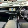 lexus ls 2018 CFJ8902895 image 3