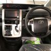 toyota voxy 2011 CFJ1842963 image 8