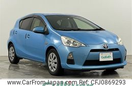 toyota aqua 2013 -TOYOTA--AQUA DAA-NHP10--NHP10-2208741---TOYOTA--AQUA DAA-NHP10--NHP10-2208741-