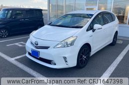 toyota prius-α 2014 CFJ1647398