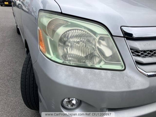 toyota noah 2006 -TOYOTA--Noah DBA-AZR60G--AZR60-3050810---TOYOTA--Noah DBA-AZR60G--AZR60-3050810- image 2