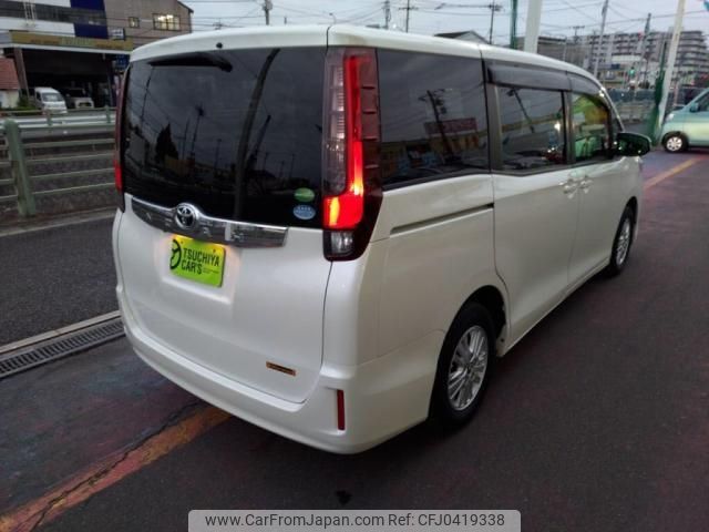 toyota noah 2017 -TOYOTA--Noah DBA-ZRR80G--ZRR80G-0323064---TOYOTA--Noah DBA-ZRR80G--ZRR80G-0323064- image 2