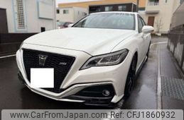 toyota crown 2018 CFJ1860932