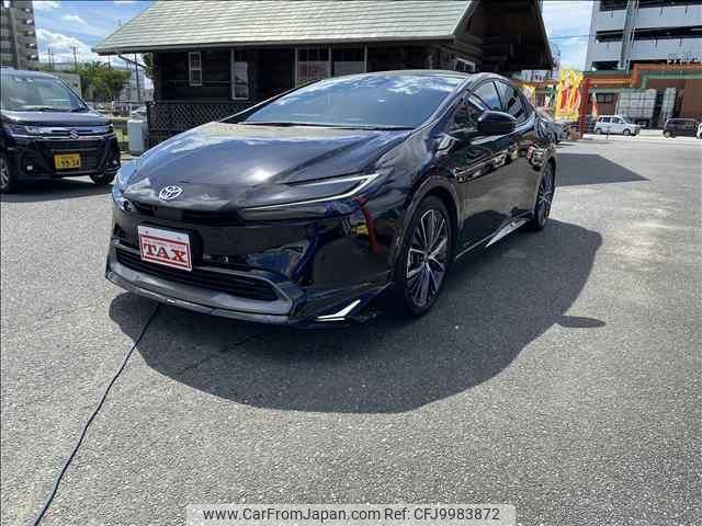 toyota prius 2023 quick_quick_6AA-MXWH65_MXWH65-4006276 image 1