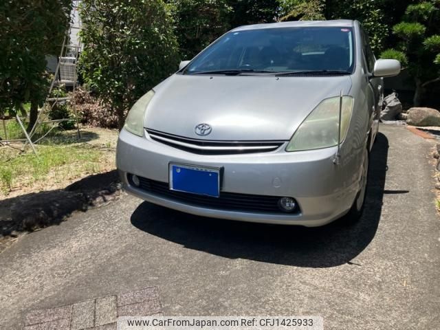 toyota prius 2004 -TOYOTA--Prius DAA-NHW20--NHW20-7000199---TOYOTA--Prius DAA-NHW20--NHW20-7000199- image 1