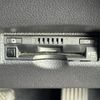 toyota prius 2018 CFJ1415751 image 9