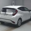 toyota aqua 2022 -TOYOTA--AQUA 6AA-MXPK11--MXPK11-2060195---TOYOTA--AQUA 6AA-MXPK11--MXPK11-2060195- image 2