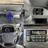 toyota hiace-commuter 2021 CFJ1773658 image 6