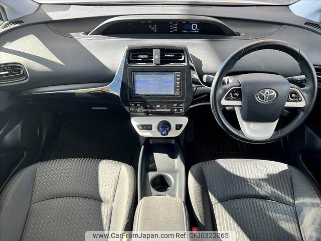 toyota prius 2017 -TOYOTA--Prius DAA-ZVW50--ZVW50-6095148---TOYOTA--Prius DAA-ZVW50--ZVW50-6095148- image 2