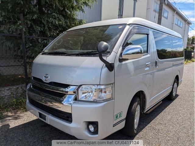 toyota hiace-wagon 2017 GOO_JP_700070896330241103003 image 1