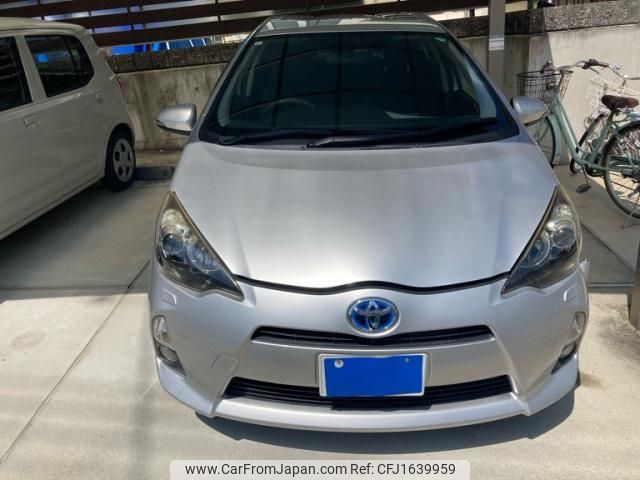 toyota aqua 2014 CFJ1639959 image 1