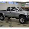 toyota hilux-sports-pickup 2003 2455216-140912 image 2