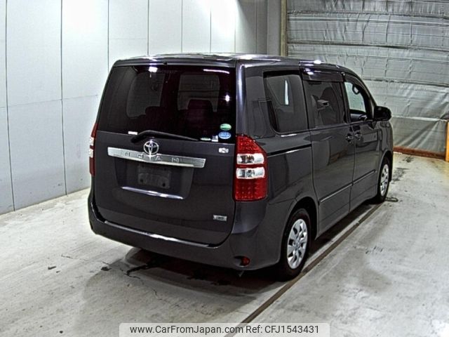 toyota noah 2013 CFJ1543431 image 2