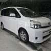 toyota voxy 2012 CFJ1637237 image 9