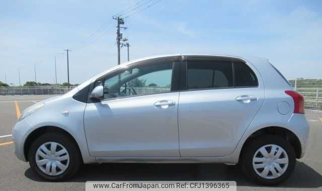 toyota vitz 2006 3282185-Y2025050447A-12 image 2