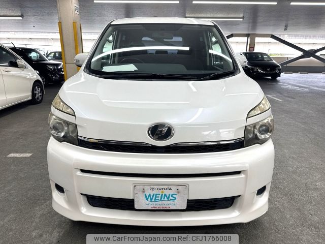 toyota voxy 2010 CFJ1766008 image 2