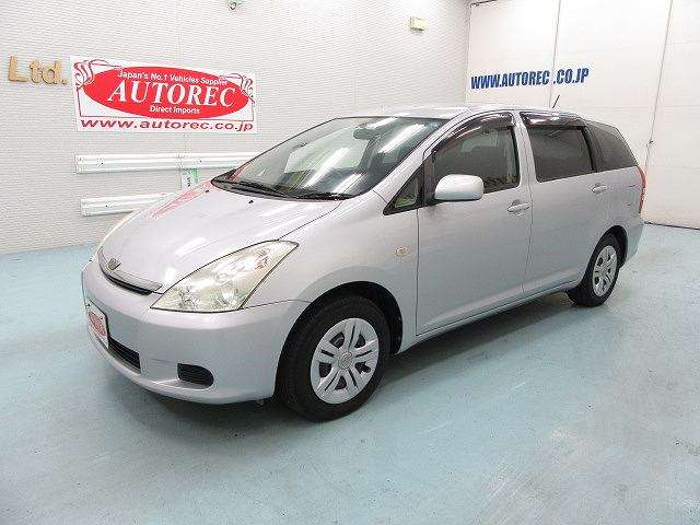 toyota wish 2003 19535TAN8 image 1