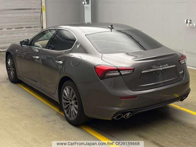 maserati ghibli 2022 CFJ9159668 image 2
