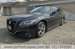 toyota crown 2018 CFJ1595080