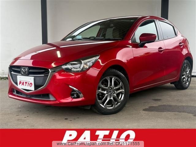 mazda demio 2017 CARSENSOR_JP_AU6346507776 image 1