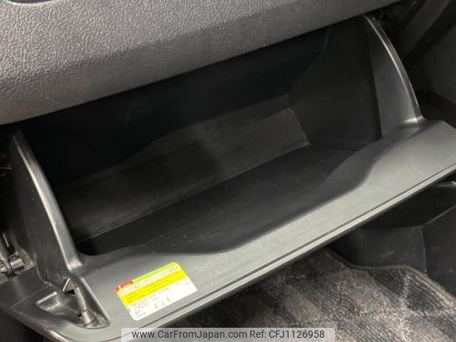 toyota voxy 2013 -TOYOTA--Voxy DBA-ZRR70W--ZRR70-0583728---TOYOTA--Voxy DBA-ZRR70W--ZRR70-0583728- image 2