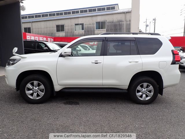 toyota land-cruiser-prado 2023 CFJ1829546 image 2