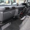 isuzu elf-truck 2005 CFJ1823597 image 48