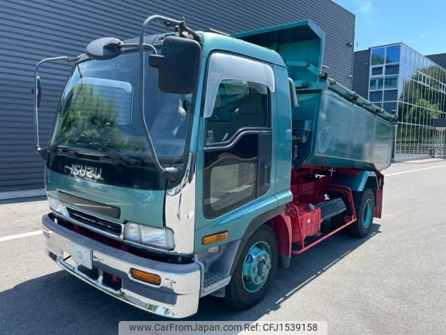 isuzu forward 2002 CFJ1539158 image 1