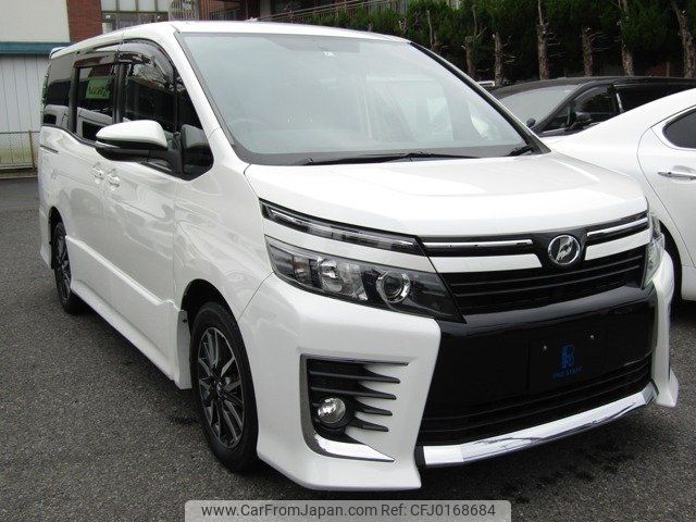 toyota voxy 2014 -TOYOTA--Voxy ZRR80W--0010732---TOYOTA--Voxy ZRR80W--0010732- image 1