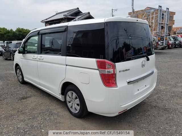 honda stepwagon 2013 CFJ1549154 image 2