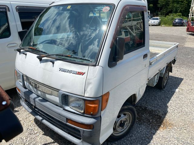 daihatsu-hijet-truck-1997-1580-car_8dd52d15-0665-4150-8cc6-fb2325c370cf