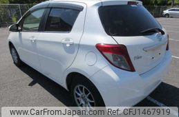 toyota vitz 2012 CFJ1467919