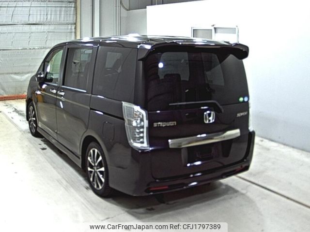 honda stepwagon 2013 CFJ1797389 image 2