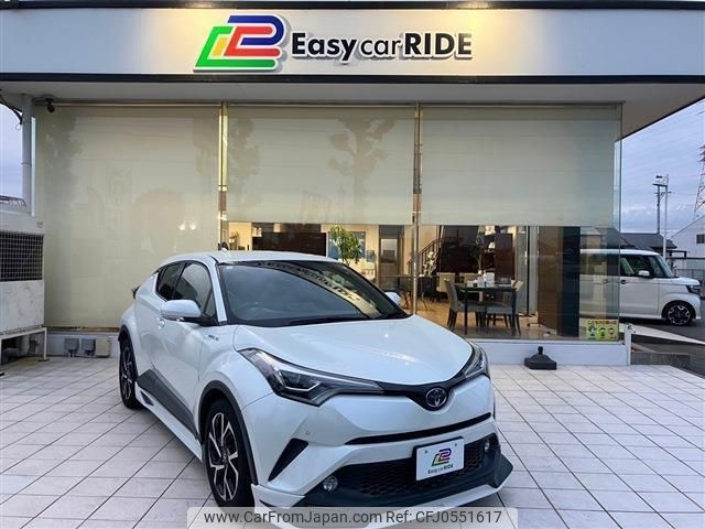 toyota c-hr 2017 quick_quick_DAA-ZYX10_ZYX10-2016258 image 1