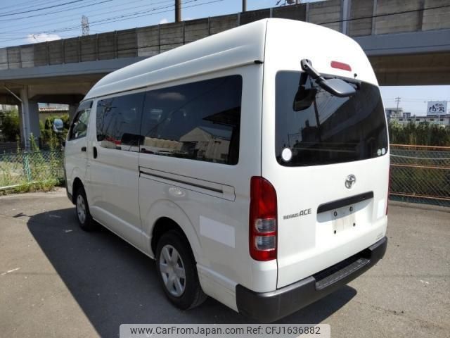 toyota regiusace-van 2018 CFJ1636882 image 2