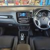 mitsubishi outlander-phev 2015 -MITSUBISHI--Outlander PHEV GG2W--0304041---MITSUBISHI--Outlander PHEV GG2W--0304041- image 19